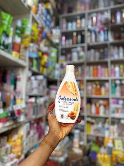 JOHNSON'S LOTION