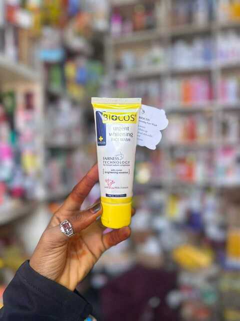 BIOCOS FACEWASH